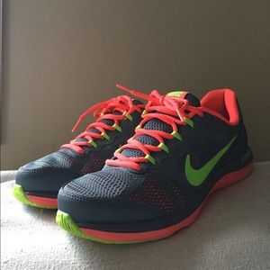 Helloooo, flashy AF! 💃🏻🍰